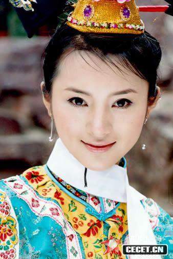 吴兰馨紫 出生:1983.6.22温州 身高:165 三围:83 60 87 电视剧:2007 60集电视连续剧《蓝色生死恋》饰女一号 2006《彩铃前传》饰女一号 2005《孟姜女》饰女一号/孟姜女 广告:西湖啤酒影视形象广告 2003年“第九届中国模特之星大赛”广告模特组冠军