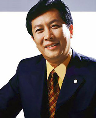 唐国强