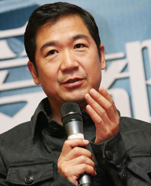 张国立