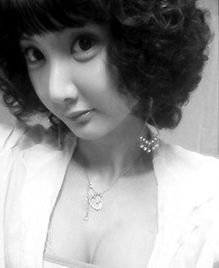 张彩苑