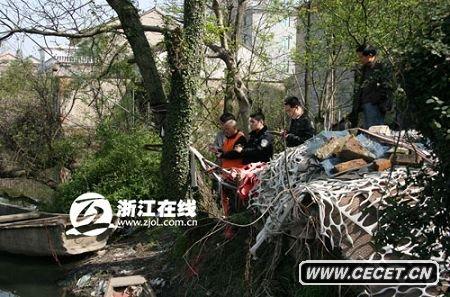 不堪90后<em>女友冷漠</em>乱花钱 中年男子杀人抛尸 - 