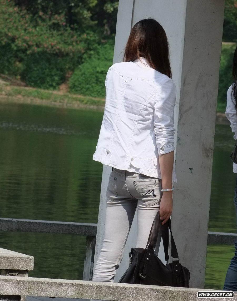 <em>极品</em>好身材<em>牛仔裤美女</em>_七七图吧