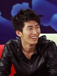 窦骁