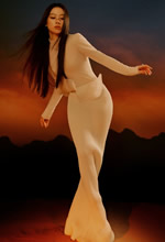 ������һ���ɫ��˿����