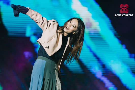 张靓颖的歌曲集 201534405A6.jpg